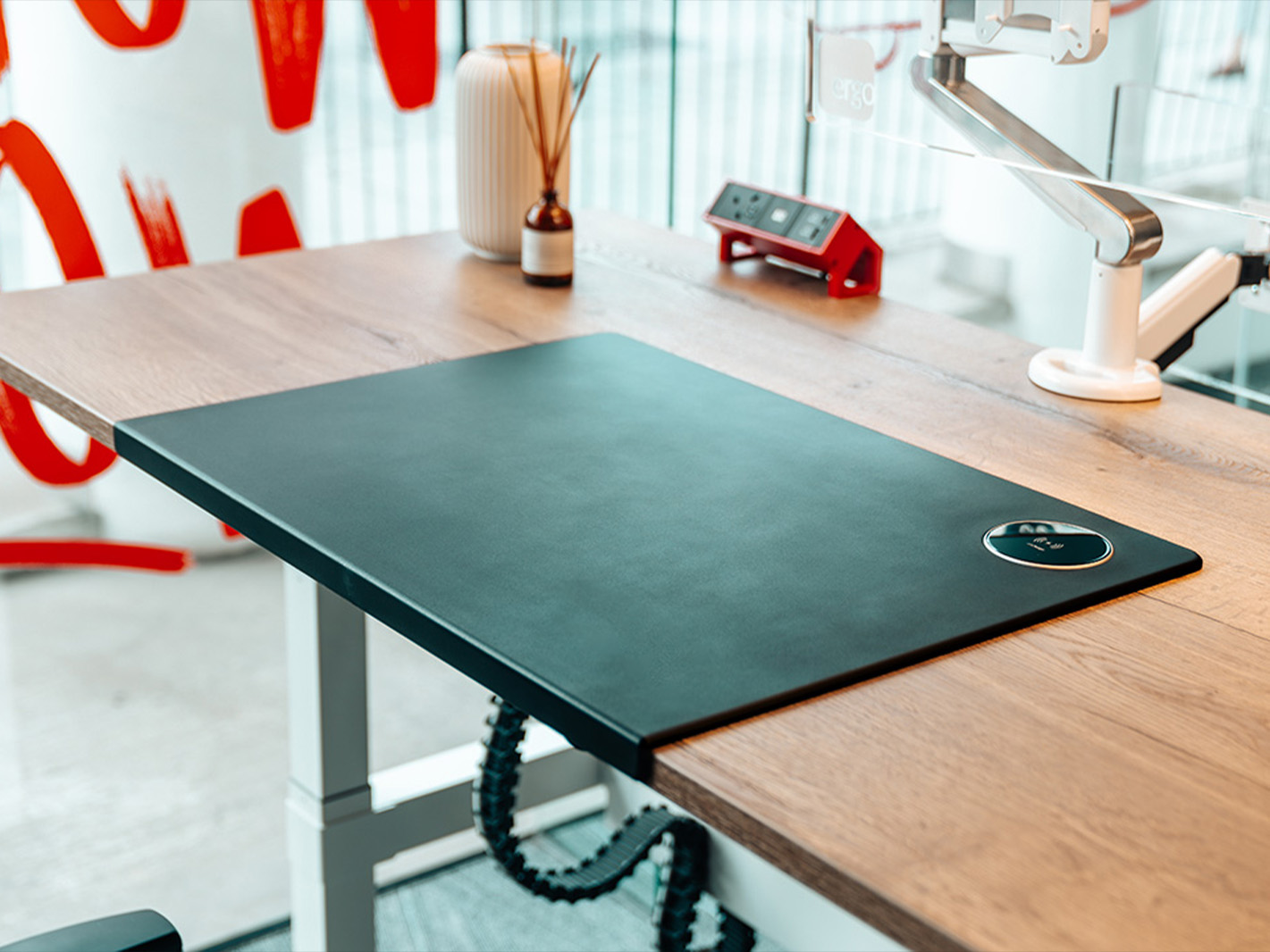 Wireless Charging Desk Mat